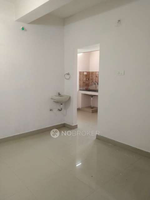 2 BHK Flat In Vasan Arun Apartment For Sale  In Chromepet