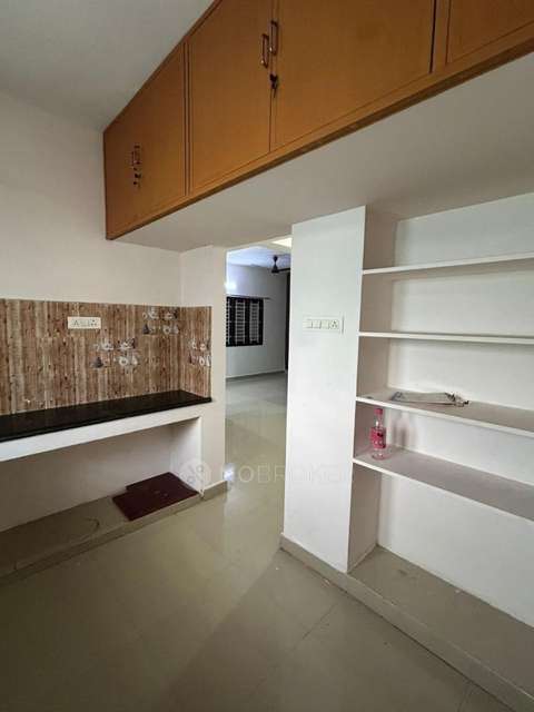 2 BHK Flat In Vasan Arun Apartment For Sale  In Chromepet