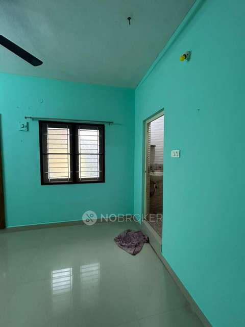 2 BHK Flat In Vasan Arun Apartment For Sale  In Chromepet