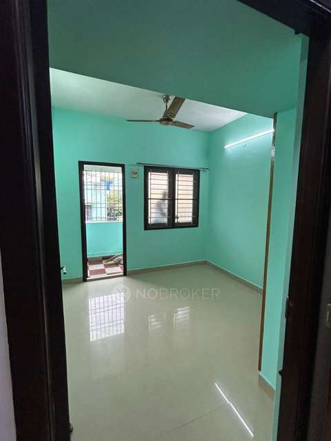 2 BHK Flat In Vasan Arun Apartment For Sale  In Chromepet