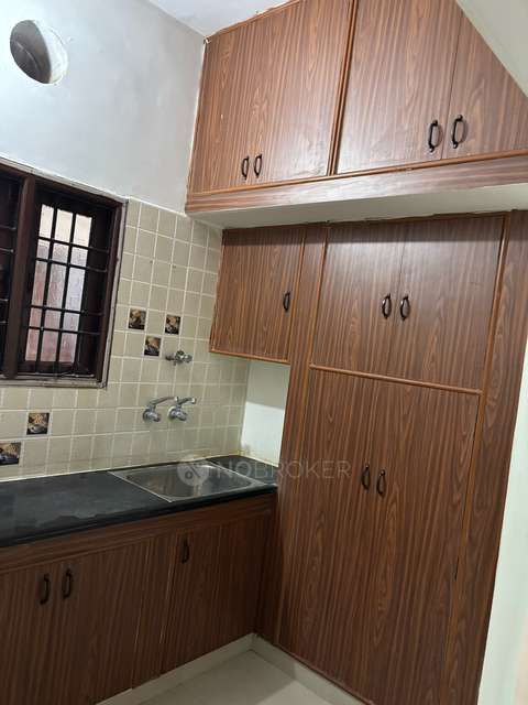 2 BHK Flat In Govardhana Giri Appartments For Sale  In Kolapakkam