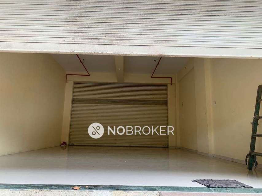 Showroom in  Kandivali East, Mumbai for sale 