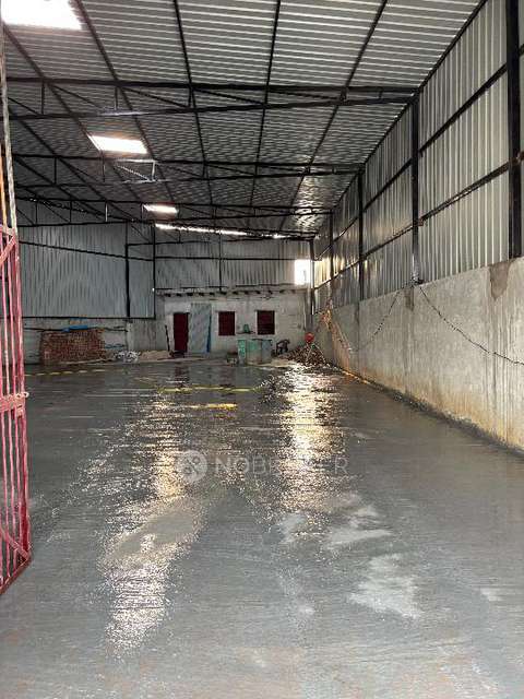 Godown/Warehouse in Bakkarwala, Delhi for Rent 