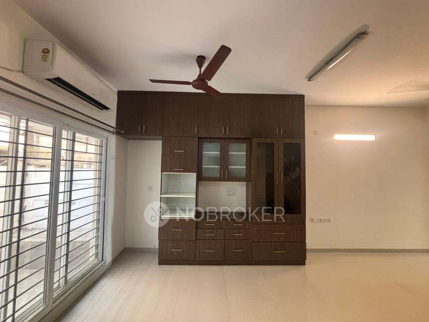 3 BHK House for Rent  In Thalambur