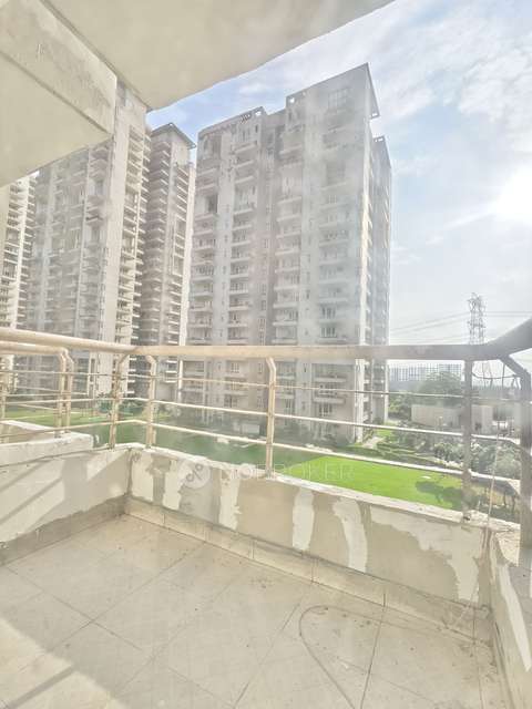 3 BHK Flat In Indiabulls Centrum Park For Sale  In Unnamed Road, Sector 103, Gurugram, Haryana 122006, India