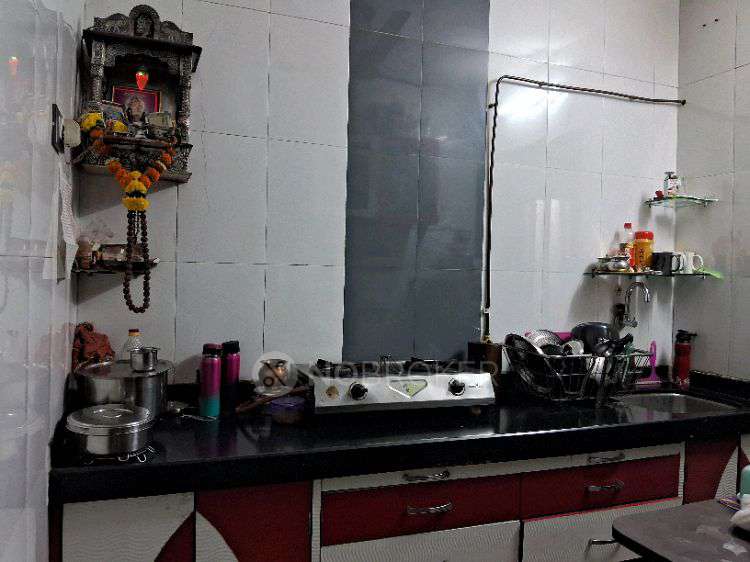 2 BHK Flat In  Geeta Arcade For Sale  In Airoli