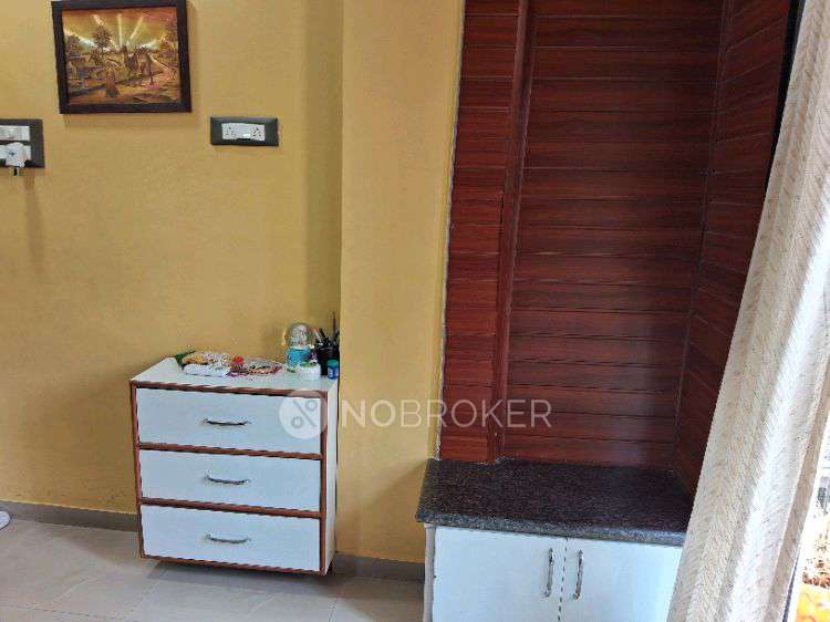 2 BHK Flat In  Geeta Arcade For Sale  In Airoli