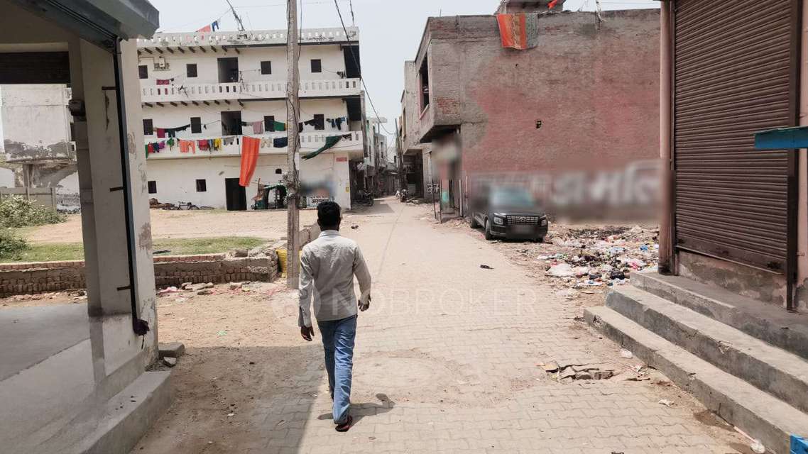 Shop in Bahadurgarh, Delhi for Rent 