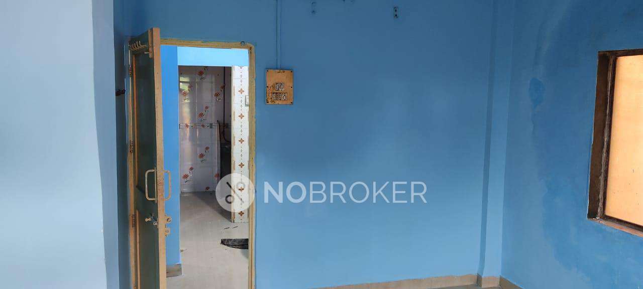 2 BHK Flat In Sarovar Society Chs For Sale  In Kalamboli