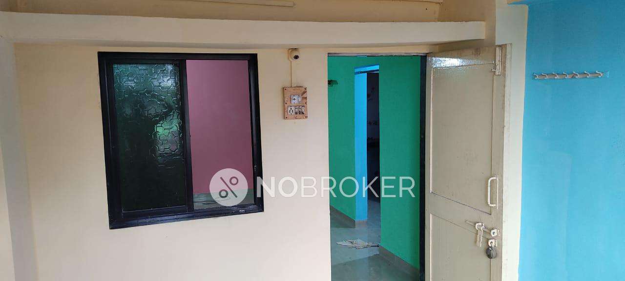 2 BHK Flat In Sarovar Society Chs For Sale  In Kalamboli
