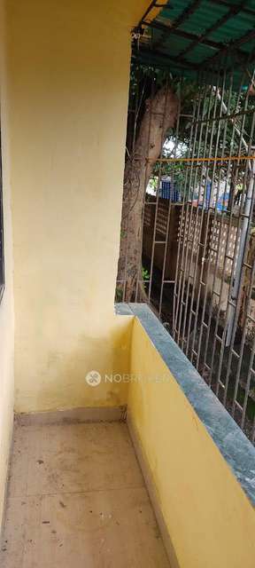 2 BHK Flat In Sarovar Society Chs For Sale  In Kalamboli