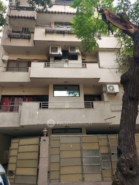 Godown/Warehouse in East Of Kailash, Delhi for sale 