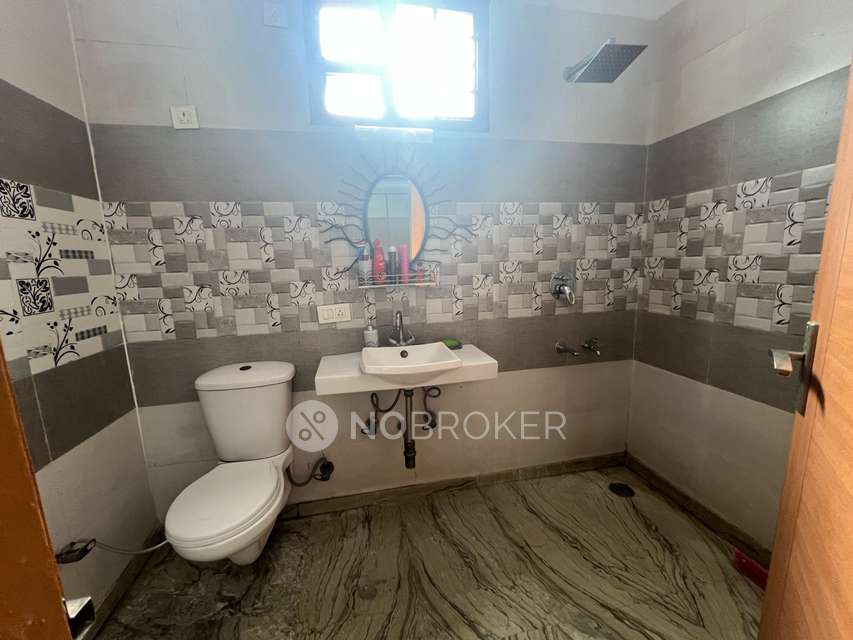 4 BHK House For Sale  In  Paschim Vihar