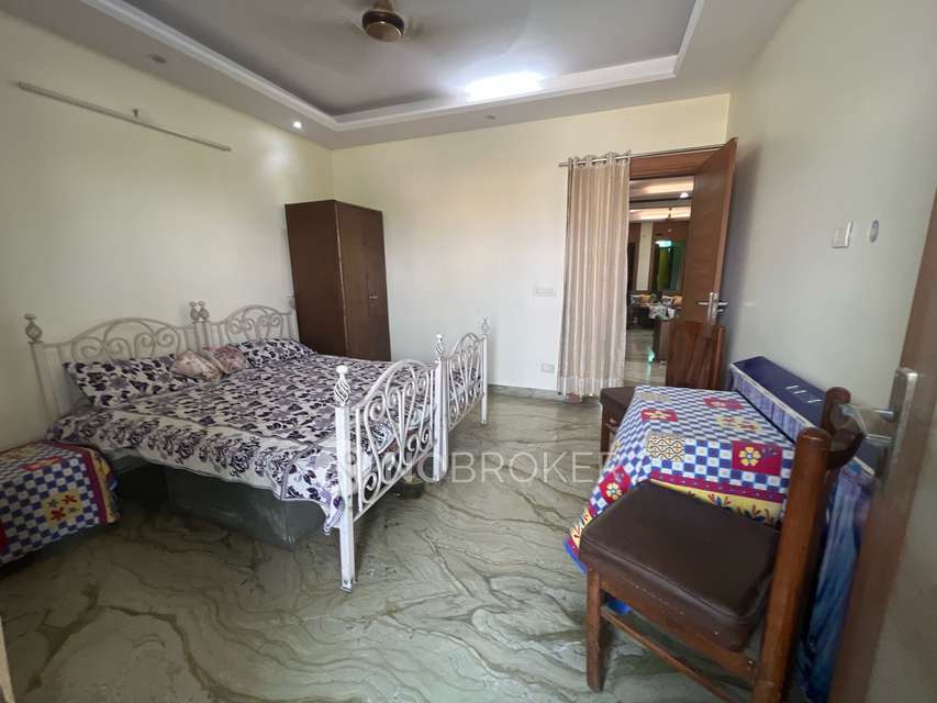 4 BHK House For Sale  In  Paschim Vihar