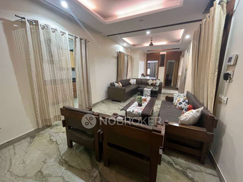 4 BHK House For Sale  In  Paschim Vihar