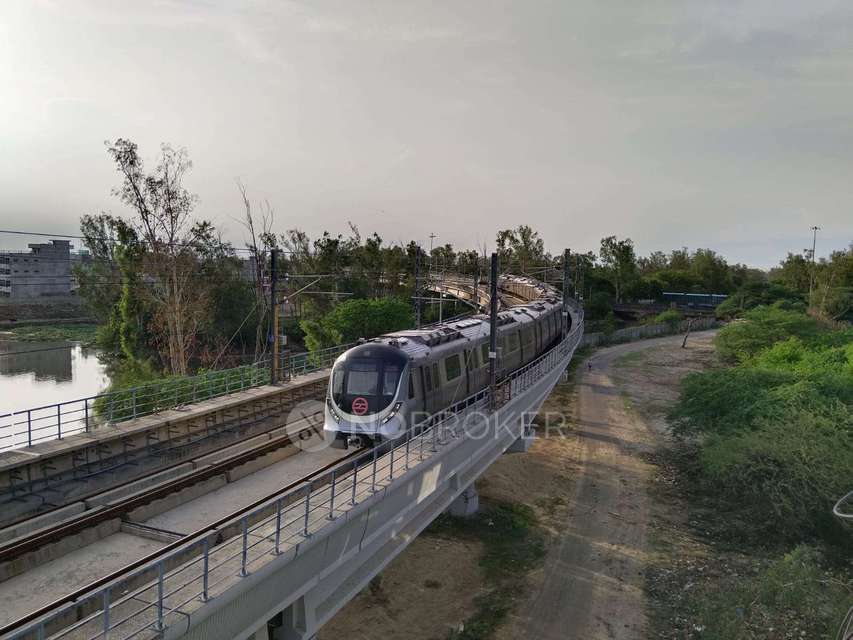 3 BHK Flat In Metroview Society For Sale  In Hari Vihar, Sector 16a, Dwarka