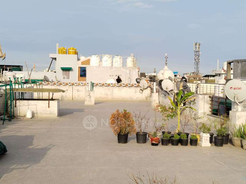 3 BHK Flat In Metroview Society For Sale  In Hari Vihar, Sector 16a, Dwarka