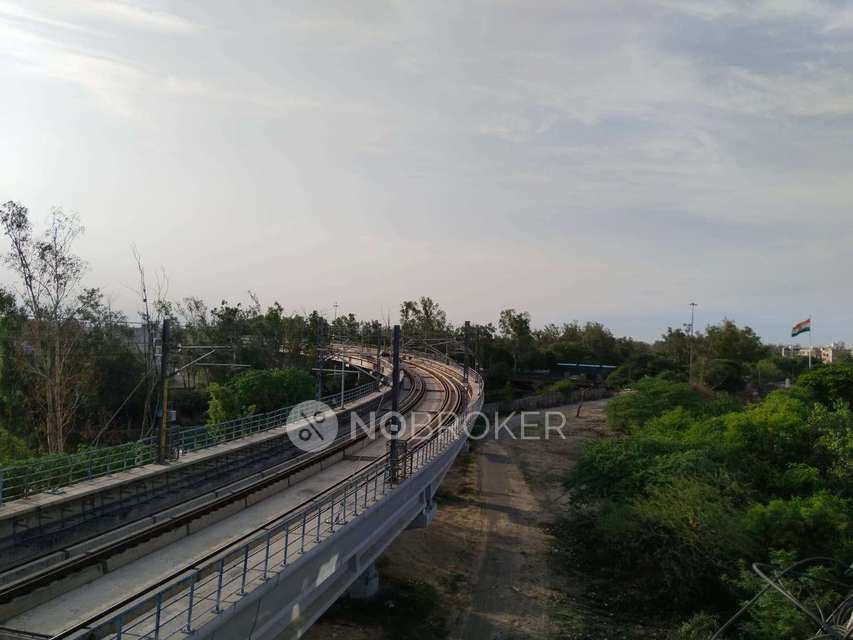 3 BHK Flat In Metroview Society For Sale  In Hari Vihar, Sector 16a, Dwarka