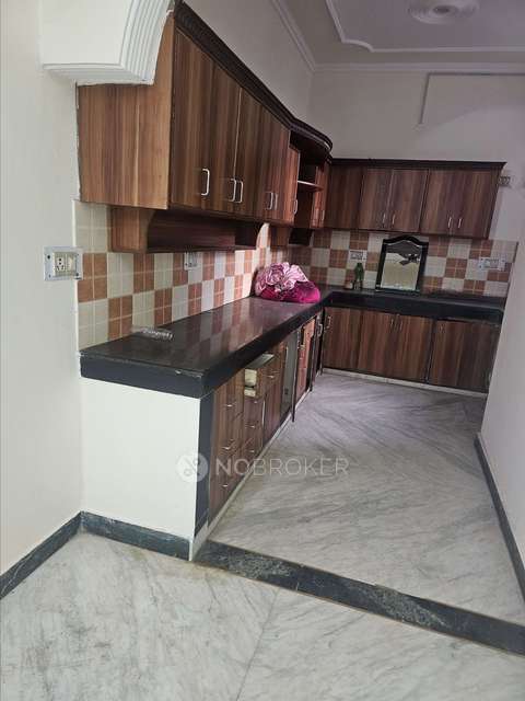 2 BHK Flat In Standalone Building  for Rent  In Sector 46