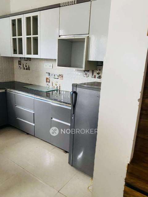 2 BHK Flat In Standalone Building  For Sale  In Mundka