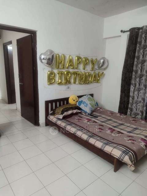 2 BHK Villa In A1 Florida Estate for Rent  In A1 Building