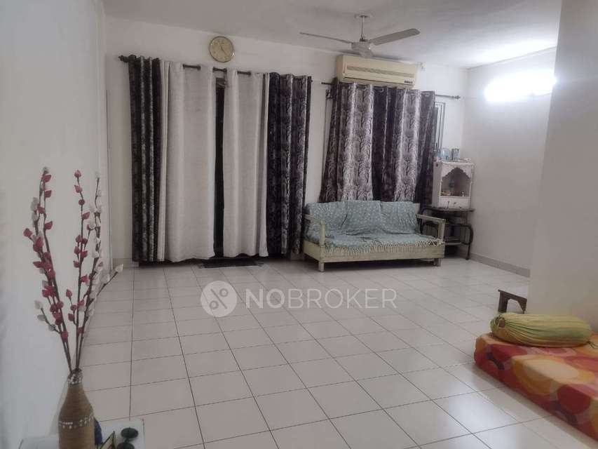 2 BHK Villa In A1 Florida Estate for Rent  In A1 Building