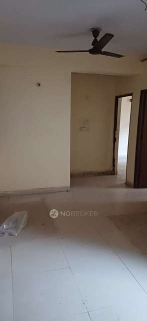 2 BHK Flat In Mahagun Puram For Sale  In Mahagunpuram