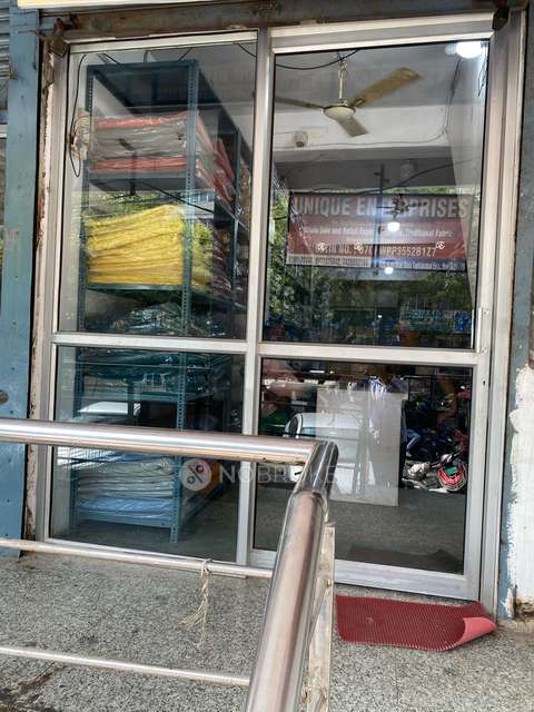 Shop in Tughlakabad Extension, Delhi for Rent 