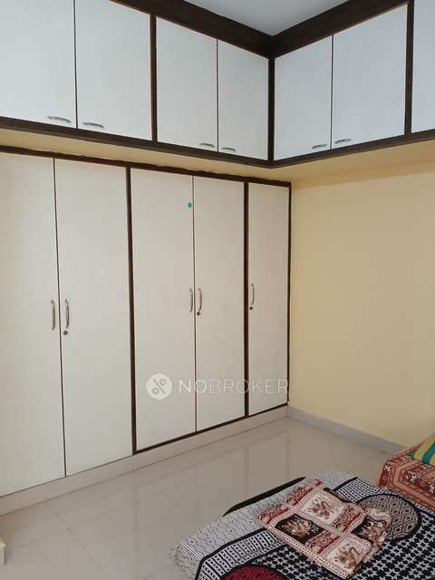 2 BHK Flat In Mukthi Apartment, Manapakkam For Sale  In Manapakkam