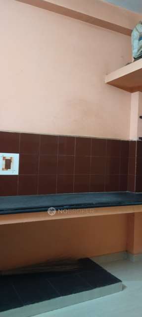 2 BHK Flat In Suraj Enclave For Sale  In Suraj Enclave