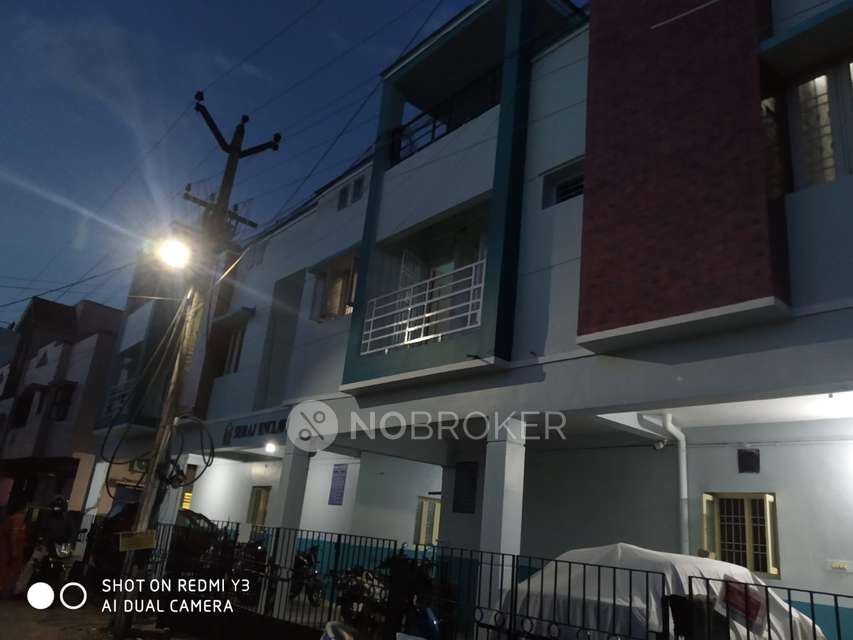 2 BHK Flat In Suraj Enclave For Sale  In Suraj Enclave