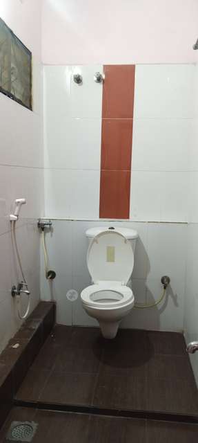 2 BHK Flat In Suraj Enclave For Sale  In Suraj Enclave