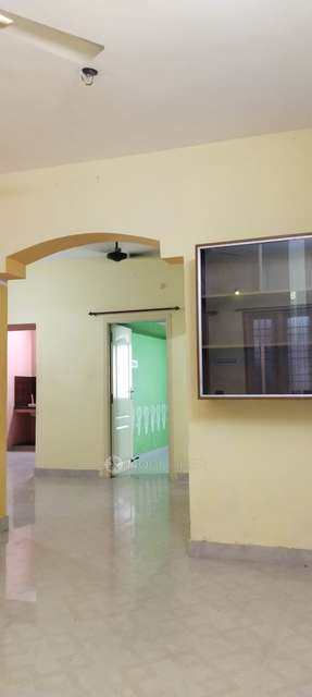 2 BHK Flat In Suraj Enclave For Sale  In Suraj Enclave