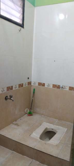 2 BHK Flat In Suraj Enclave For Sale  In Suraj Enclave