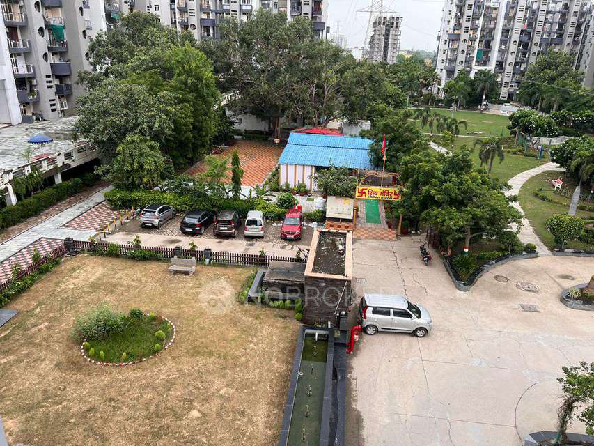 2 BHK Flat In Omaxe Heights, Sector 86 For Sale  In Sector 86