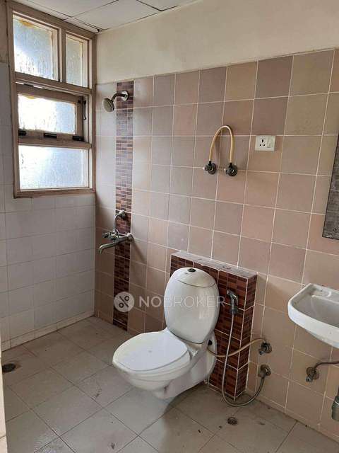 2 BHK Flat In Omaxe Heights, Sector 86 For Sale  In Sector 86