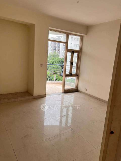 2 BHK Flat In Omaxe Heights, Sector 86 For Sale  In Sector 86