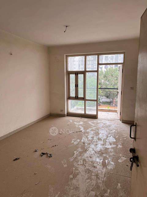 2 BHK Flat In Omaxe Heights, Sector 86 For Sale  In Sector 86