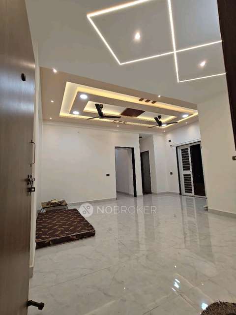 Single Room for Female In 2 BHK  In Sai Aanand Niwas In ********