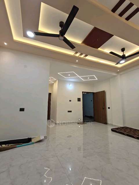 Single Room for Female In 2 BHK  In Sai Aanand Niwas In ********