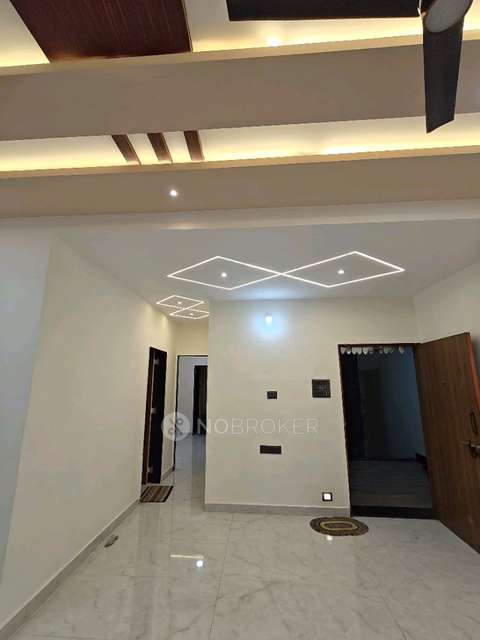 Single Room for Female In 2 BHK  In Sai Aanand Niwas In ********