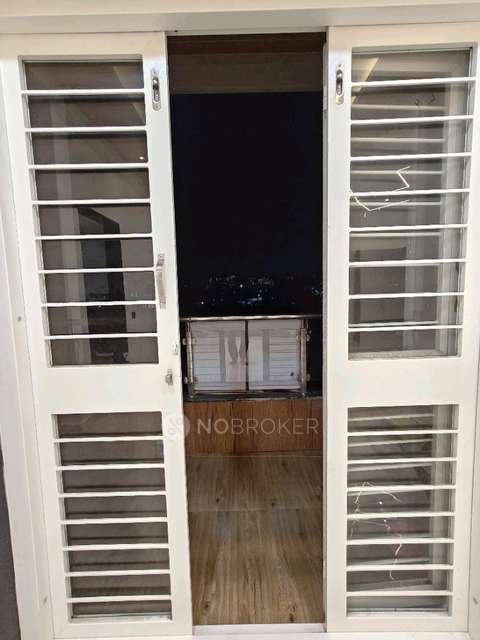 Single Room for Female In 2 BHK  In Sai Aanand Niwas In ********