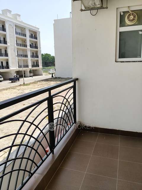 3 BHK Flat In Trehan Floor For Sale  In Sector 71 