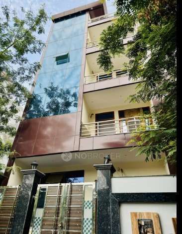 PG for Girls in Pari Chowk