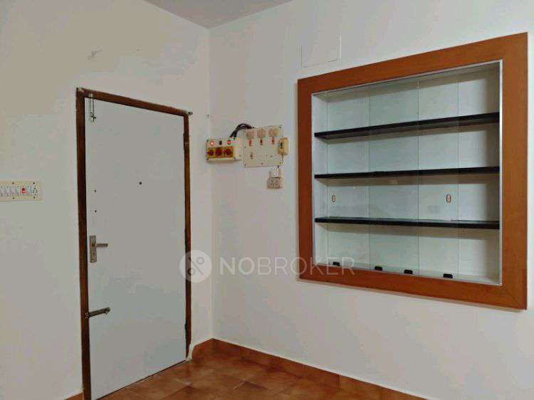 2 BHK Flat In Ala Virichagapoo For Sale  In Virugambakkam
