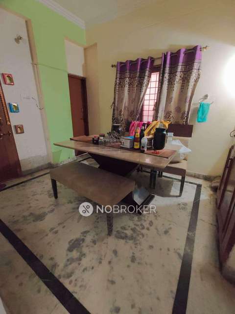 3 BHK Flat In Sree Nakshartra Apartment, Methodist Colony For Sale  In Begumpet