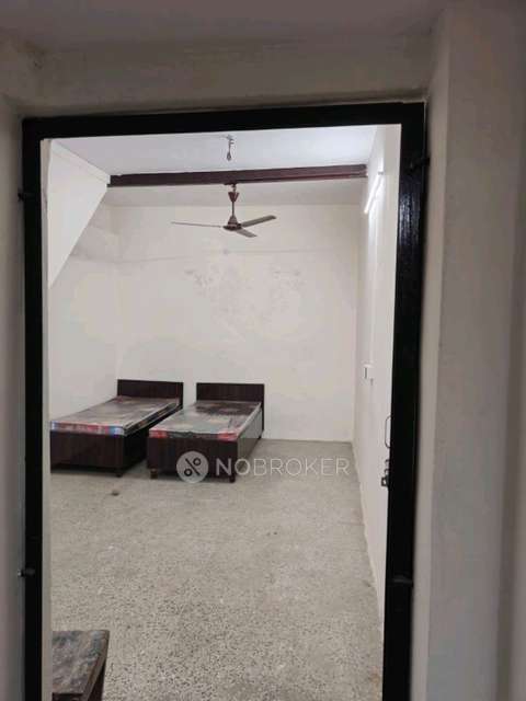 2 BHK House for Rent  In Sawan Park, Ashok Vihar