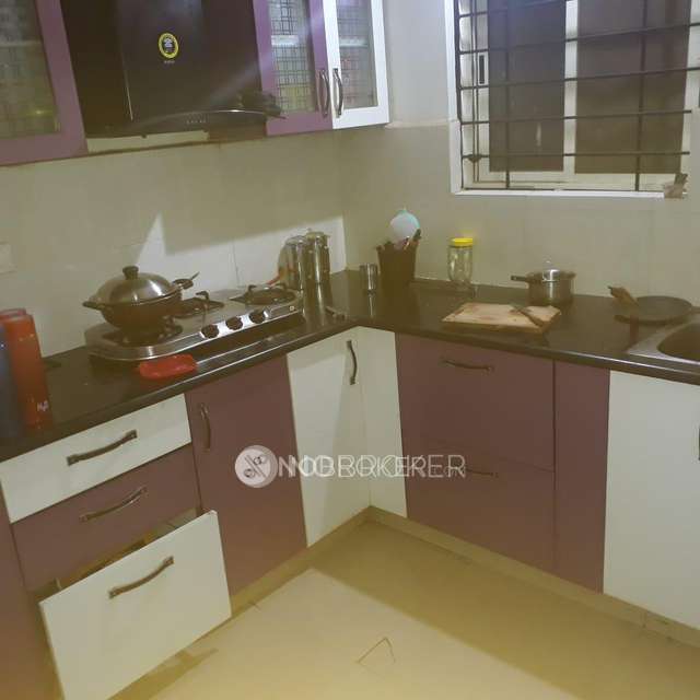 2 BHK Flat In Sri Hari Nilayam For Sale  In Old Airport Road