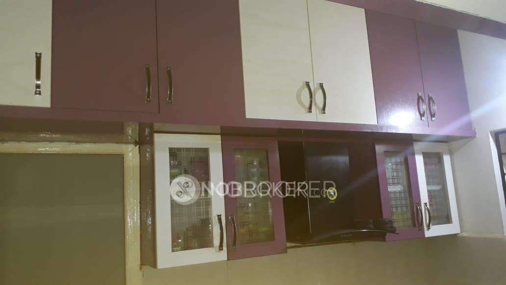 2 BHK Flat In Sri Hari Nilayam For Sale  In Old Airport Road