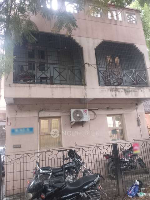 2 BHK Flat In Kala Flats For Sale  In West Jafferkhanpet